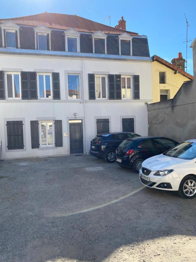 Appartement La Bâtisse de Chabot n°8 à Montluçon Extérieur photo