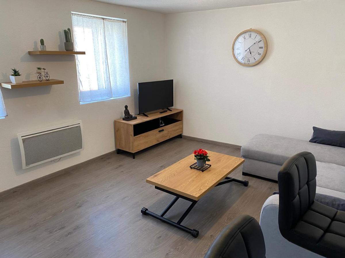 Appartement La Bâtisse de Chabot n°8 à Montluçon Extérieur photo